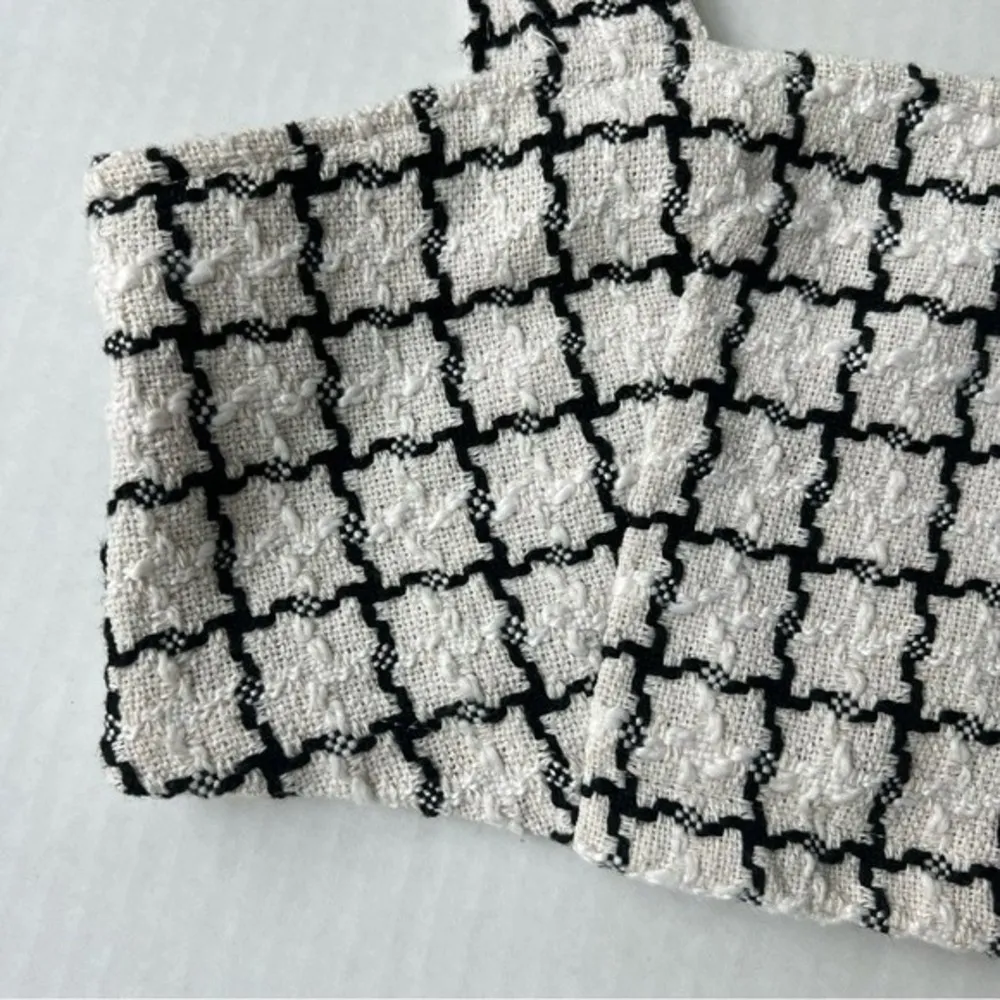 SheIn knit tweed  crop tank top size small - Image 3