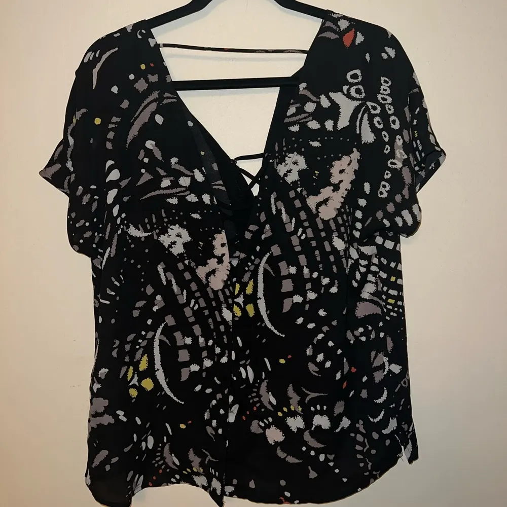 Patterned Blouse Loose Fit Black Size M - Image 2