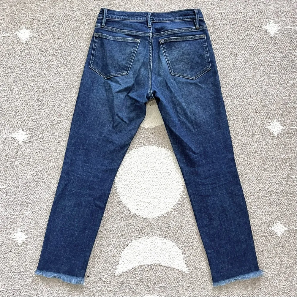Frame Denim Le Boy Crop Straight Frayed Hem Jeans in Pondview Size 27 - Image 9