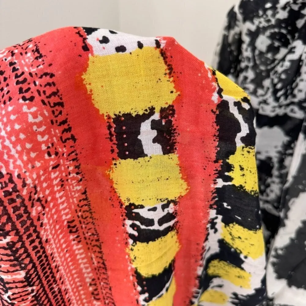 Sandy and Sid Lightweight Patterned Wrap Coverup One Size Fits All Black - Image 5