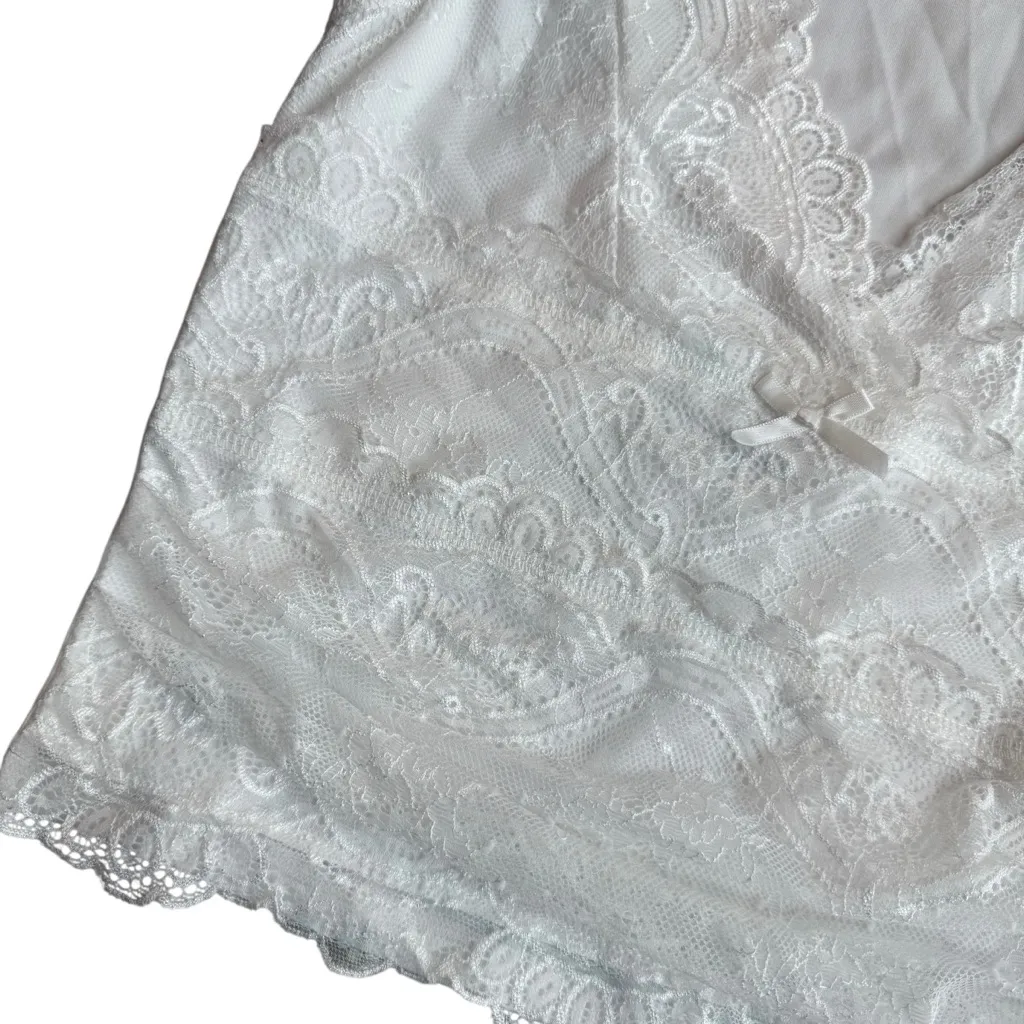 Cider Women's S Lace Tank Top Crop White Plunge Neck Y2K Coastal Romantic‎ NWT - Image 4