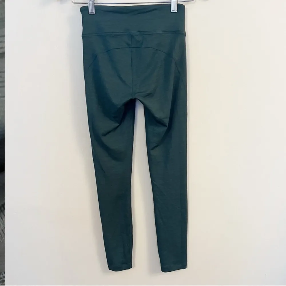 Outdoor Voices Move Free 7/8 Legging Size XS Forest Green Color Athletic - Image 5