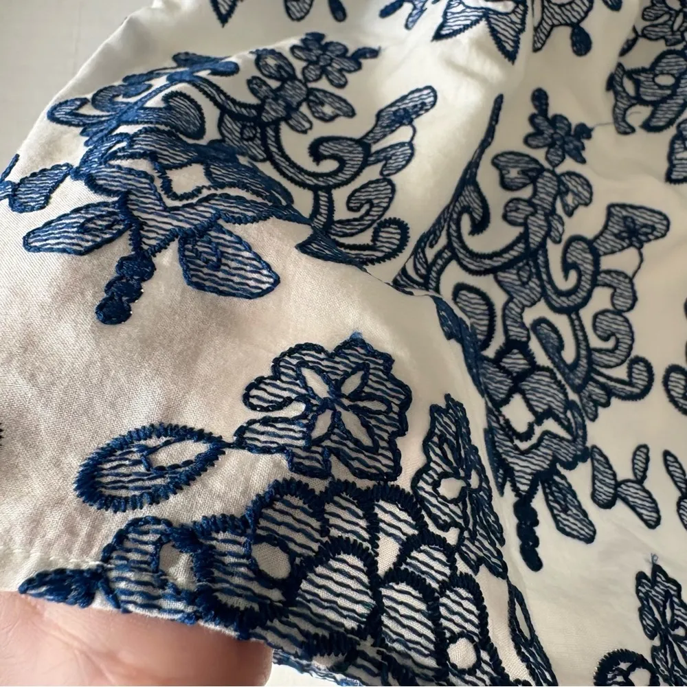 Nicholas Ruffle mini skirt embroidered floral white and blue size 6 - Image 5