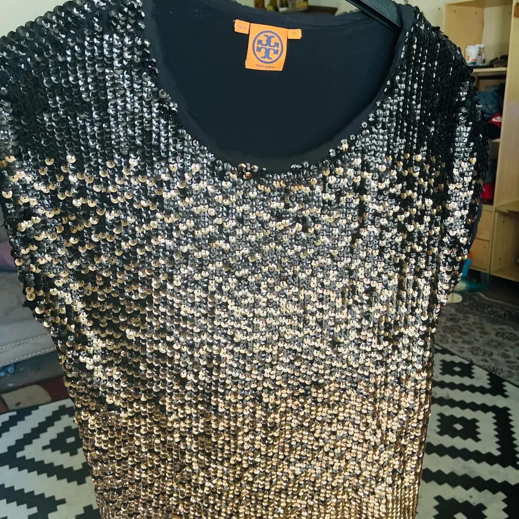 Tory Burch glitter going out too short sleeve - Image 8
