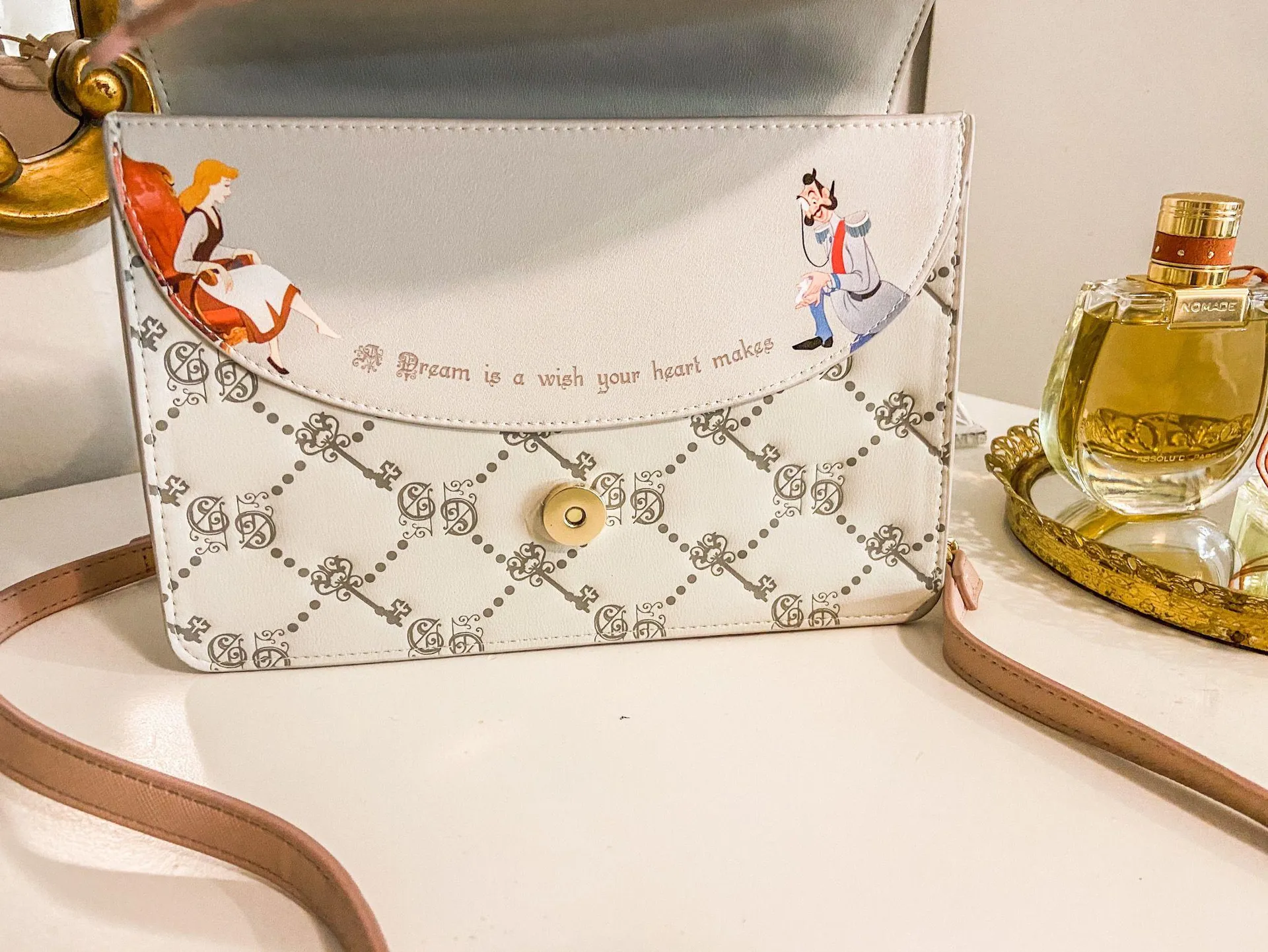 Danielle Nicole Cinderella Crossbody Purse - Image 3