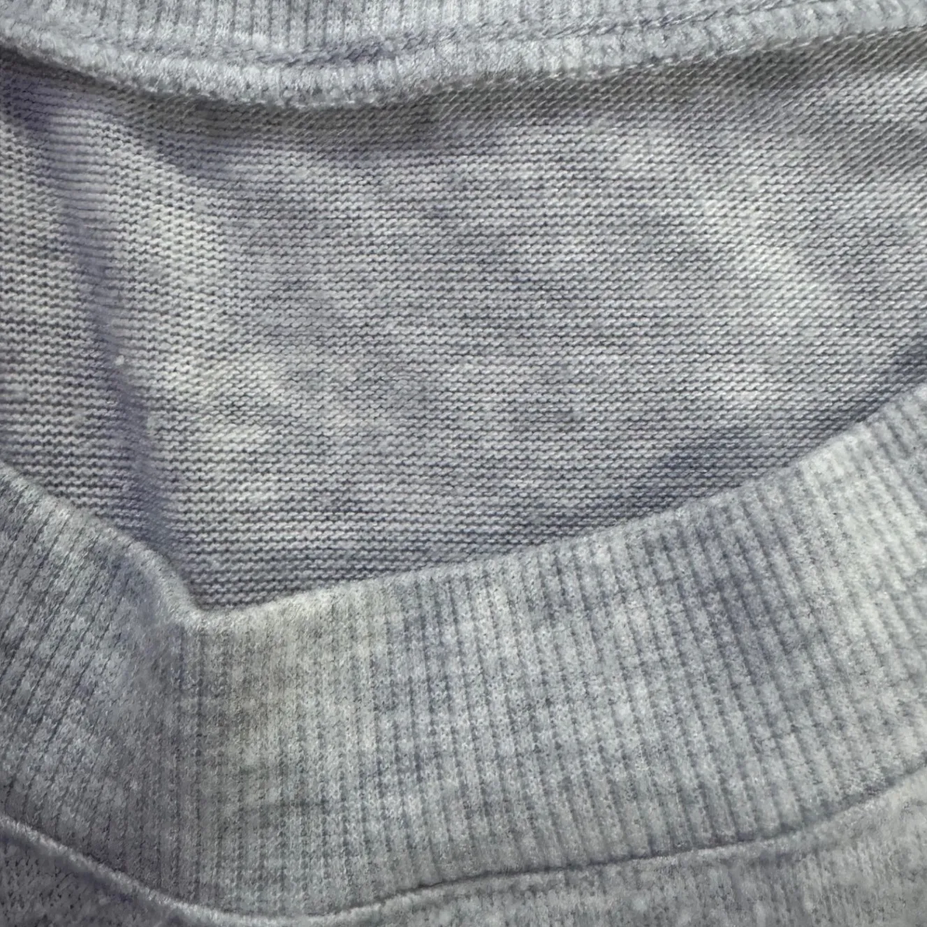 Alo Yoga Gray Split-Hem Long Sleeve Sweatshirt Women's M/L Minimalist Athleisure - Image 3