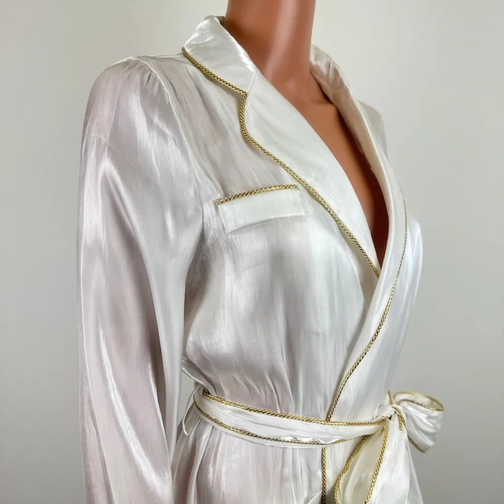 NWT La’ Ros | Feather Sleeve Robe White - Image 5