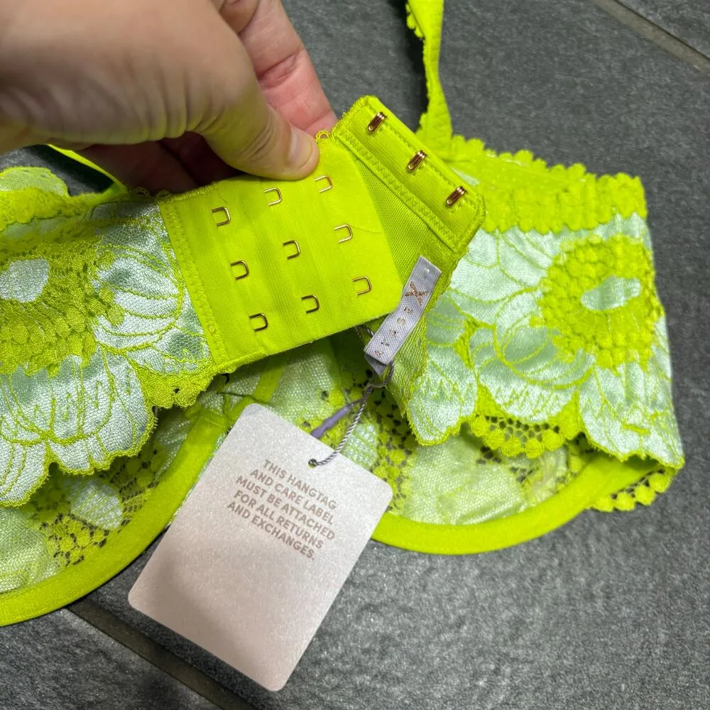 Savage X Fenty Perfect Poppies Unlined Lace Demi Bra 36DD Green Blue Romantic Size undefined - Image 6