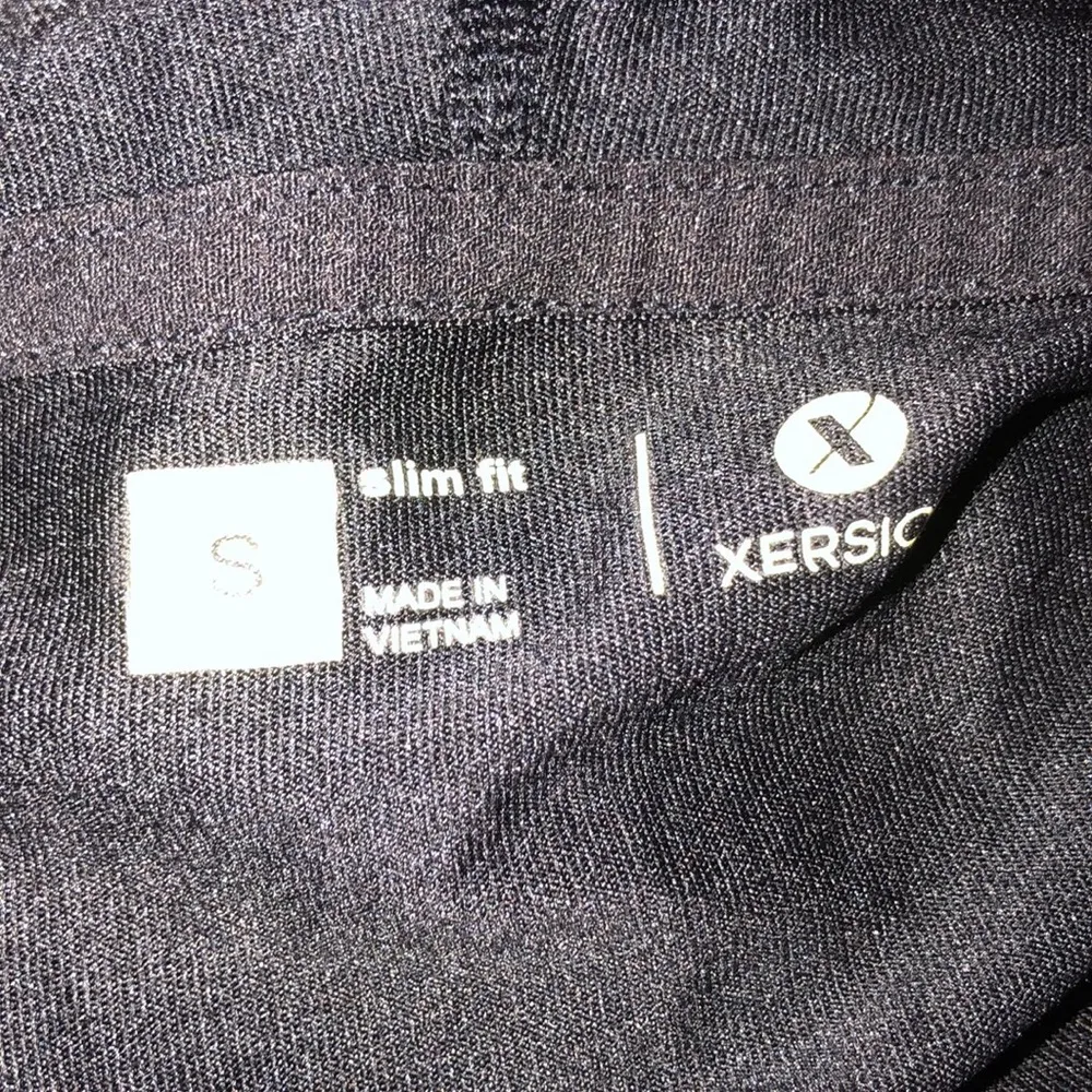 Xersion small hooded reflective athletic pullover - Image 6