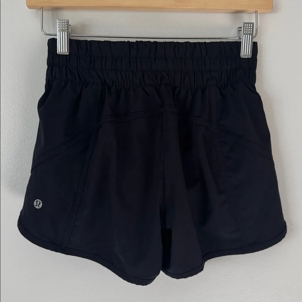 Lululemon 4 Tracker Short V *4" in Black - Image 6
