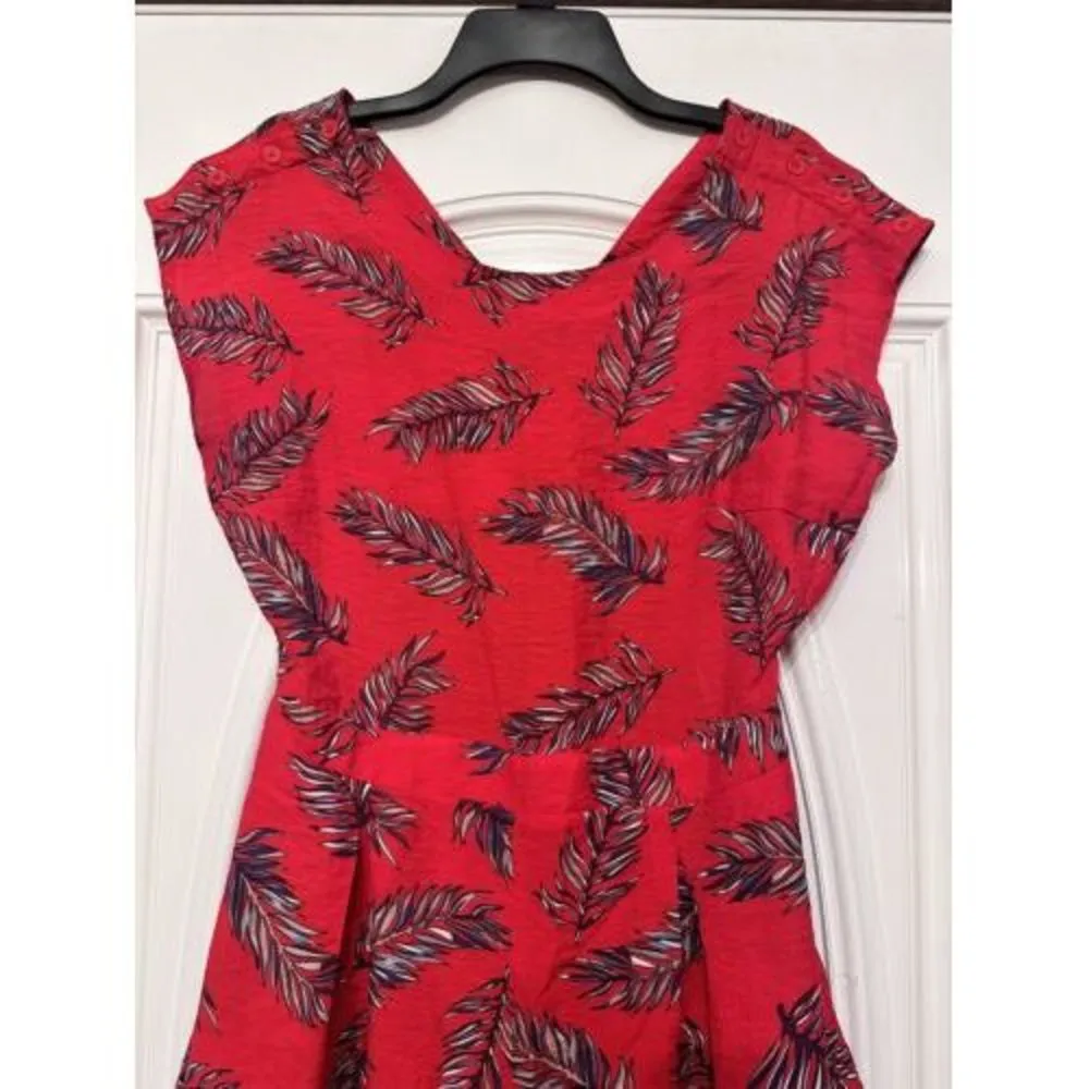 Women's Hayden Los Angeles Red Leaf Pattern Romper Large Open Back Button Detail - Image 2