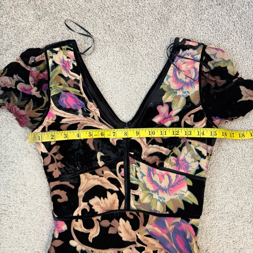 Dress The Population Winona Velvet Floral Midi Dress Black Multi XS - Image 8