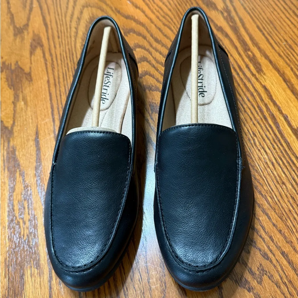 Life Stride Soft System Margot Loafers Black Burnish Size 9W New - Image 2