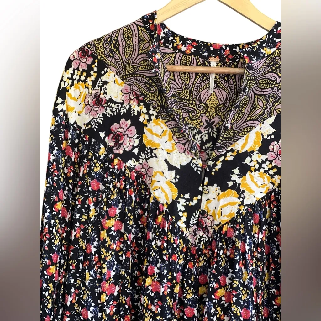 Free people Wildflower Fields Henley Top In Black Size M - Image 12