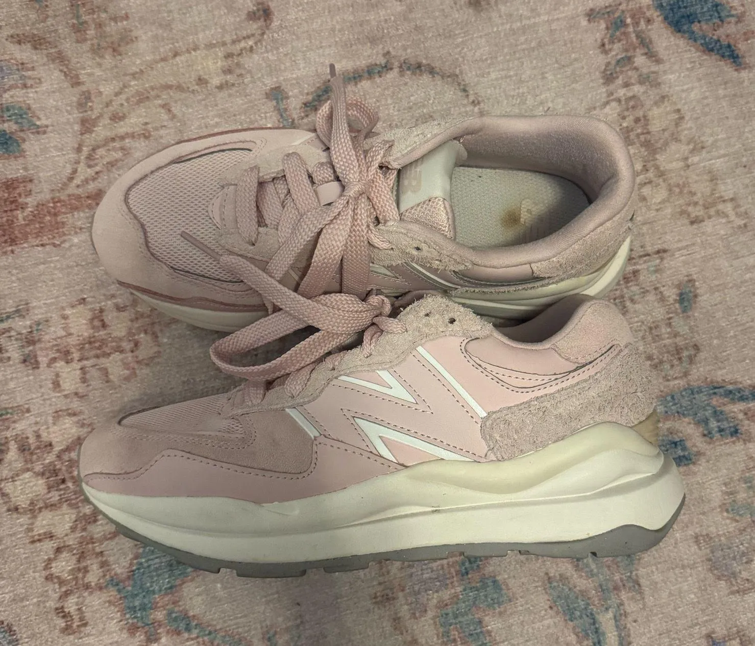 New Balance Sneakers - Image 2