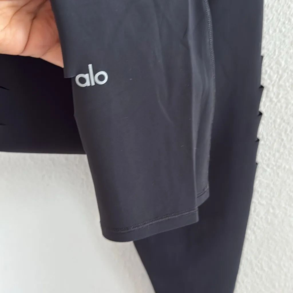 ALO Yoga Extreme Ripped Slash Warrior Legging Black High Rise Medium - Image 7