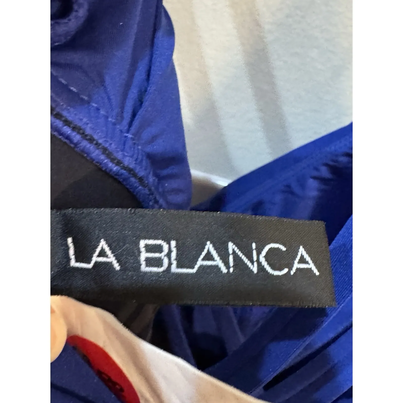 LA BLANCA, Island Goddess Multi-Strap Cross-Back One Piece Swimsuit, Size 14 - Image 5