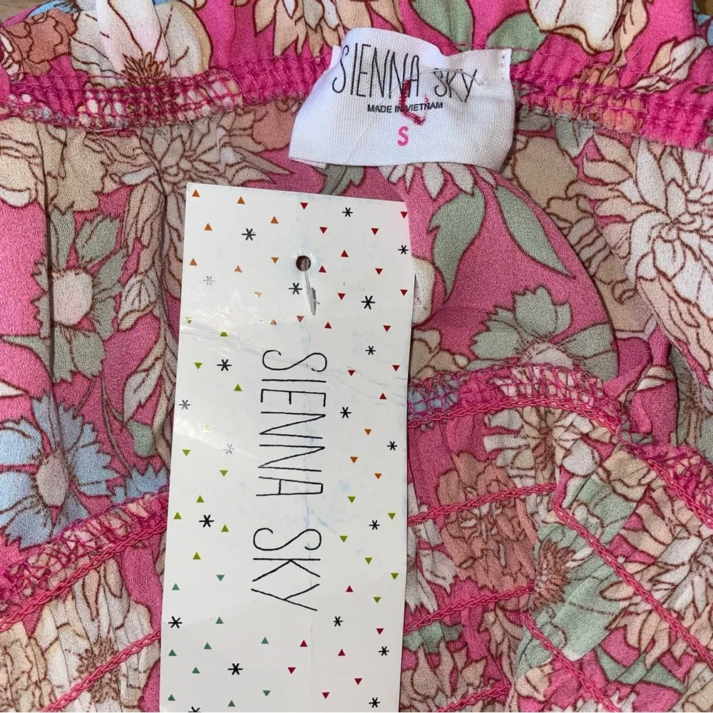 Sienna Sky Floral Tank Top - Image 8