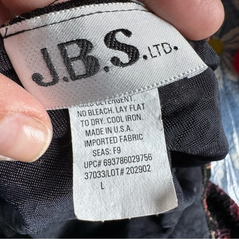 Vintage 90’s Shimmery Cardigan & Tank Top 2 - Image 7