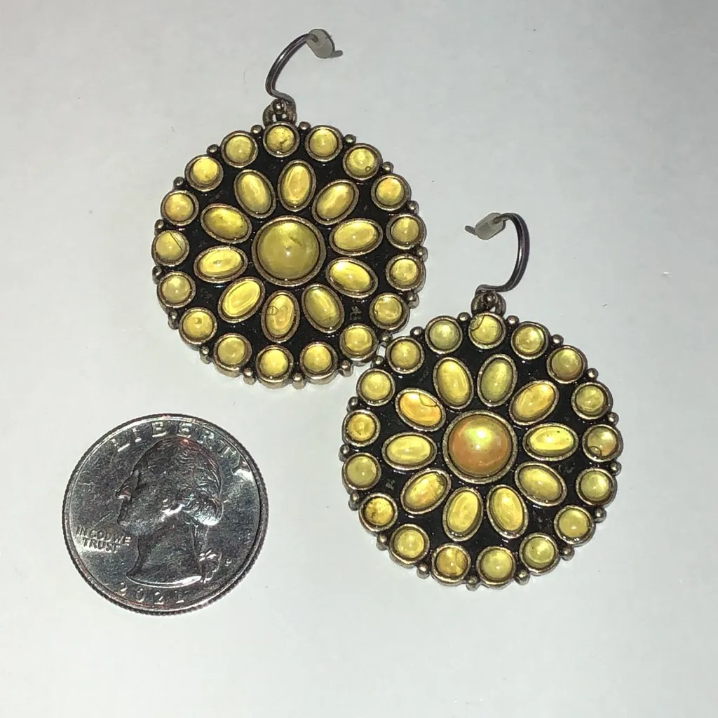 Elegant Brass Tone Yellow Floral Boho Earrings - Image 3