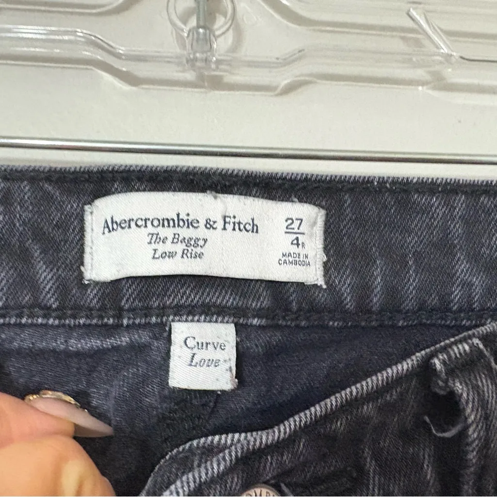 Abercrombie & Fitch Curve Love Baggy Low Rise Jeans Black Size 4 / 27 - Image 5
