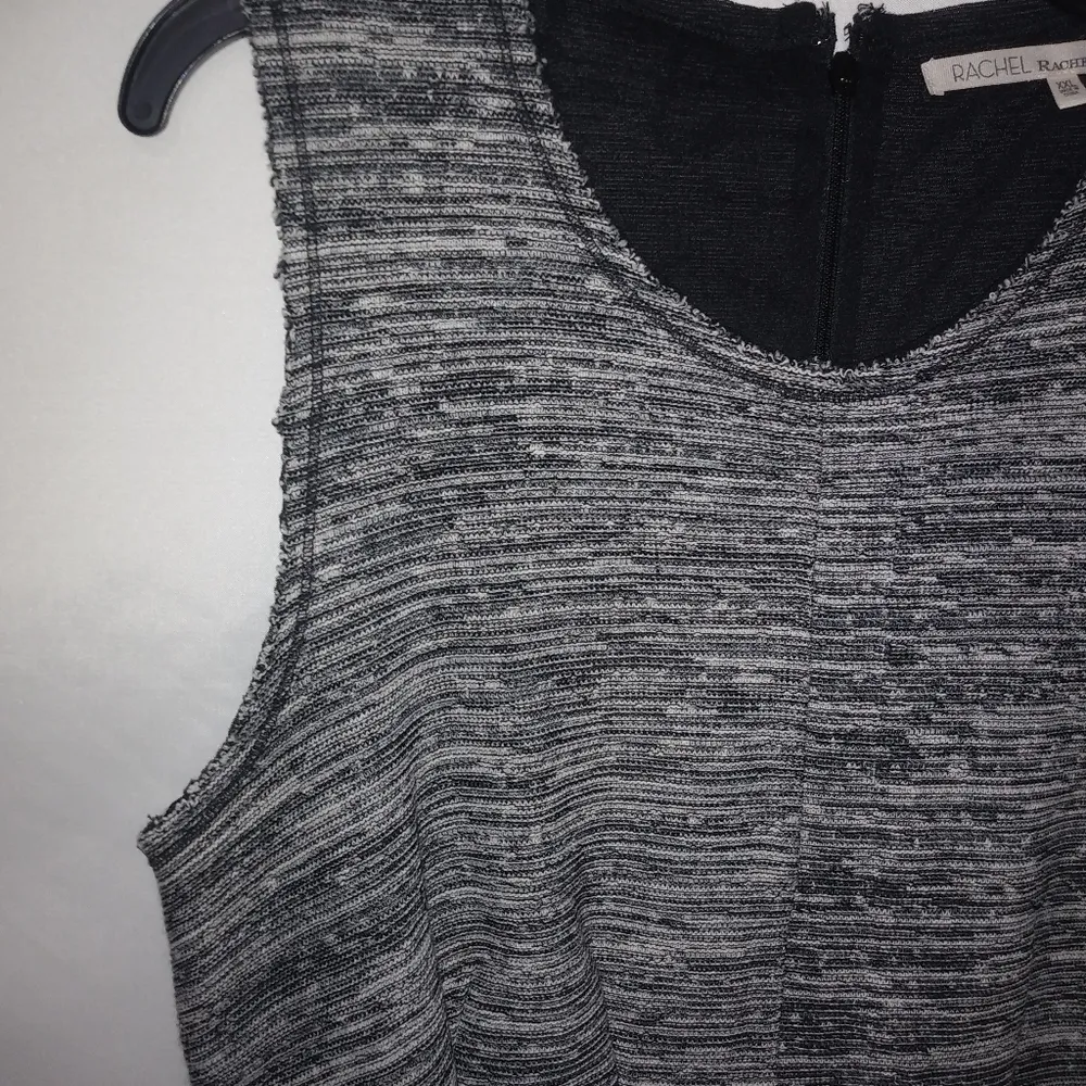 Rachel Roy XXL Salt n Pepper Pleated Peplum Asymmetrical Top Plus Workwear Gray - Image 4
