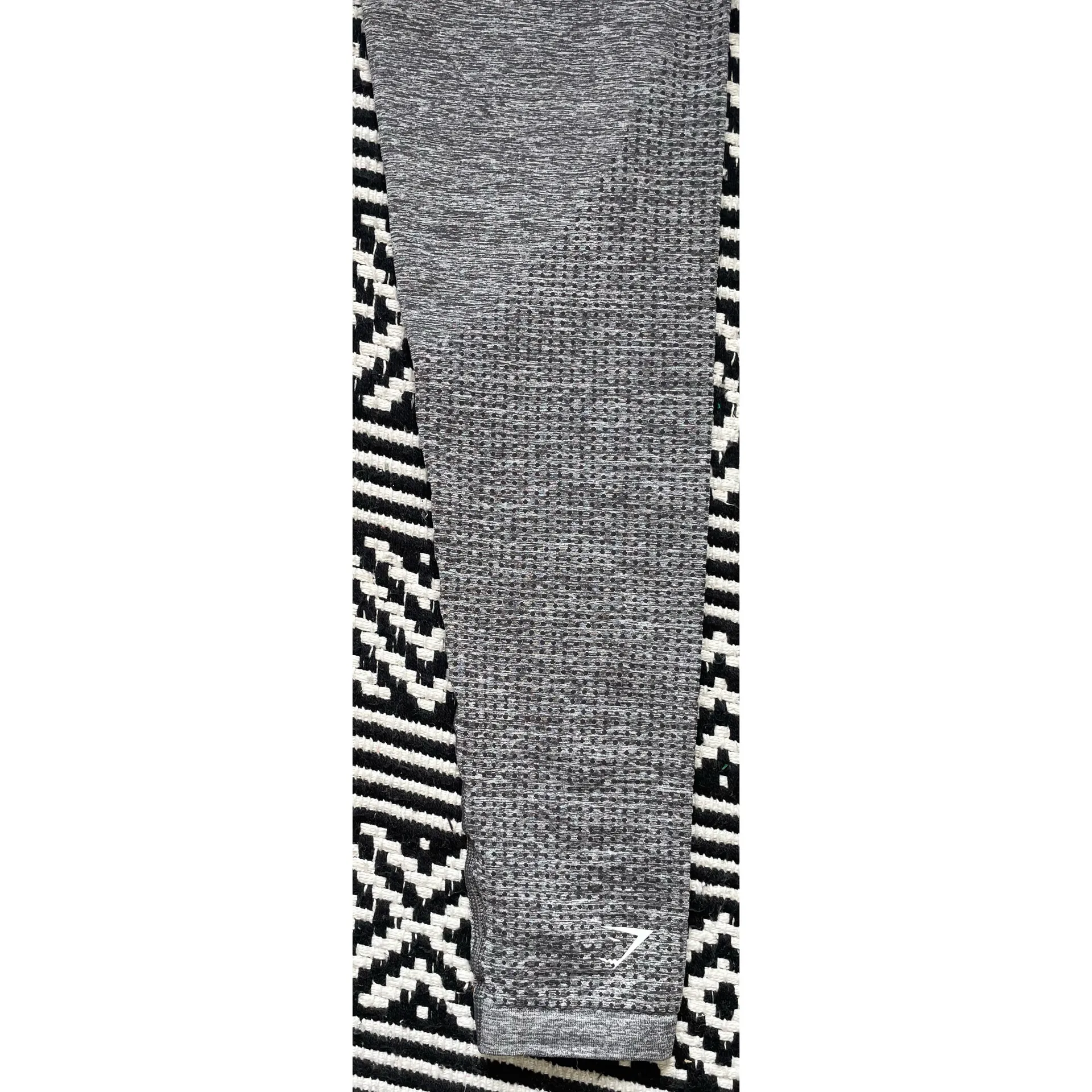 Seamless Heathered Grey Leggings - Image 11