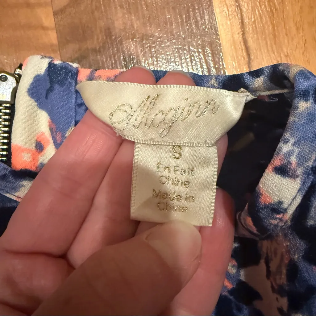 Mcginn Floral Blue and Pink Women's Top small cut outs edgy‎ business casual - Image 4