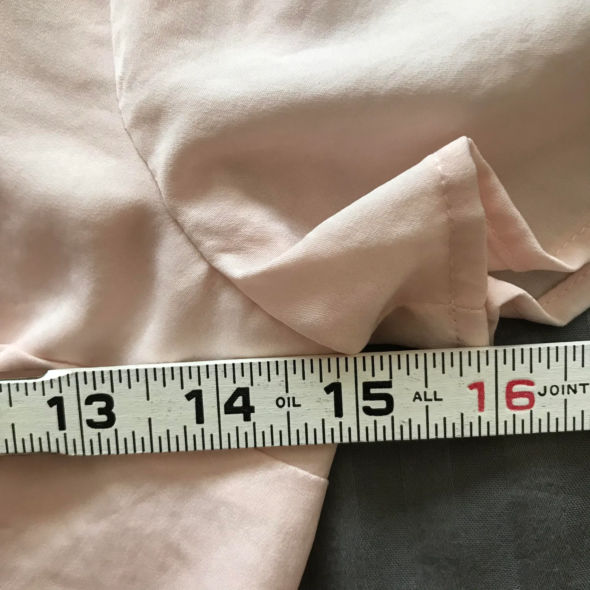 Blush Pink Crop Top With Back Zipper NWT - Image 4