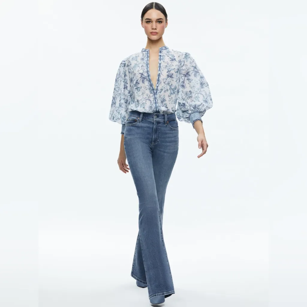 ALICE + OLIVIA APRIL PLEATED LUXURY OLD MONEY CLASSIC FEM BLOUSON SLEEVE TOP - Image 5