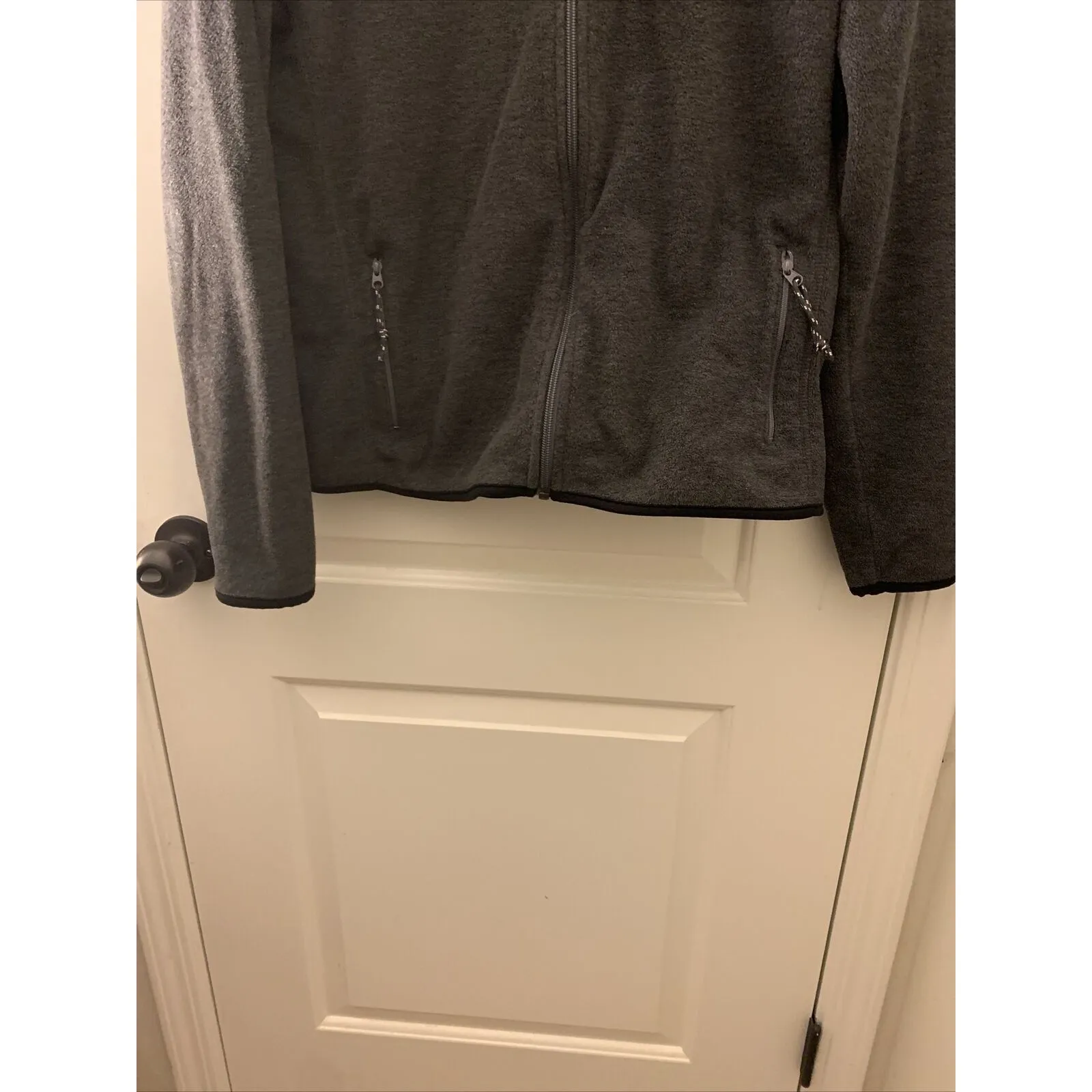 Old Navy Women’s Size Large Full Zip Fleece Jacket Gray - Image 8