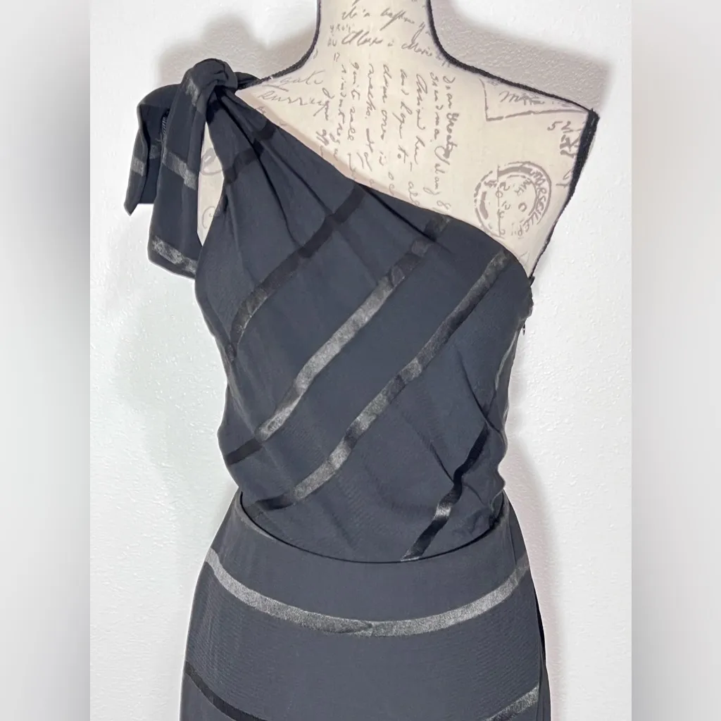 Nicole Miller Collection NWT One Shoulder Bow Evening Floor Length Gown Size 6 - Image 4