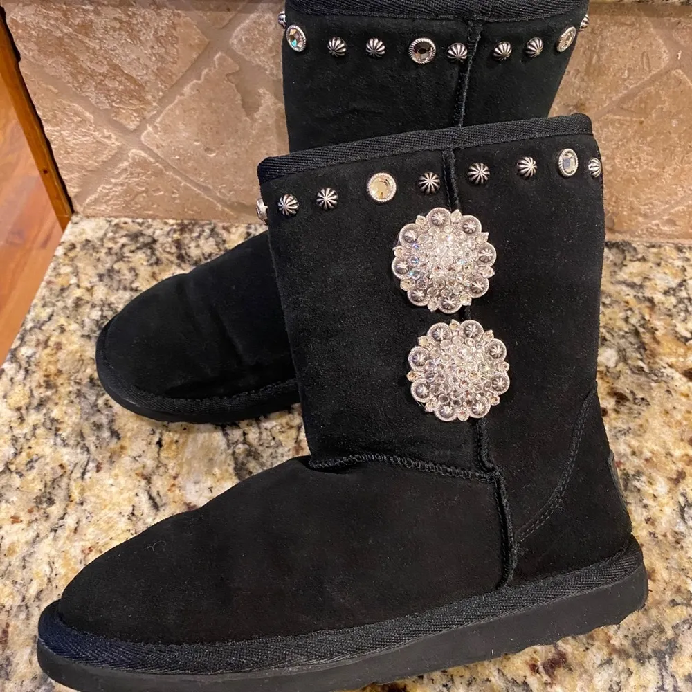 Zodiac Womens black  Sherpa Suede rhinestone winter boots ski snow fall warm - Image 2