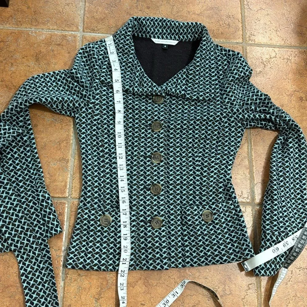 Diane von Firstenberg fitted knit sweater belt jacket size 4 - Image 12