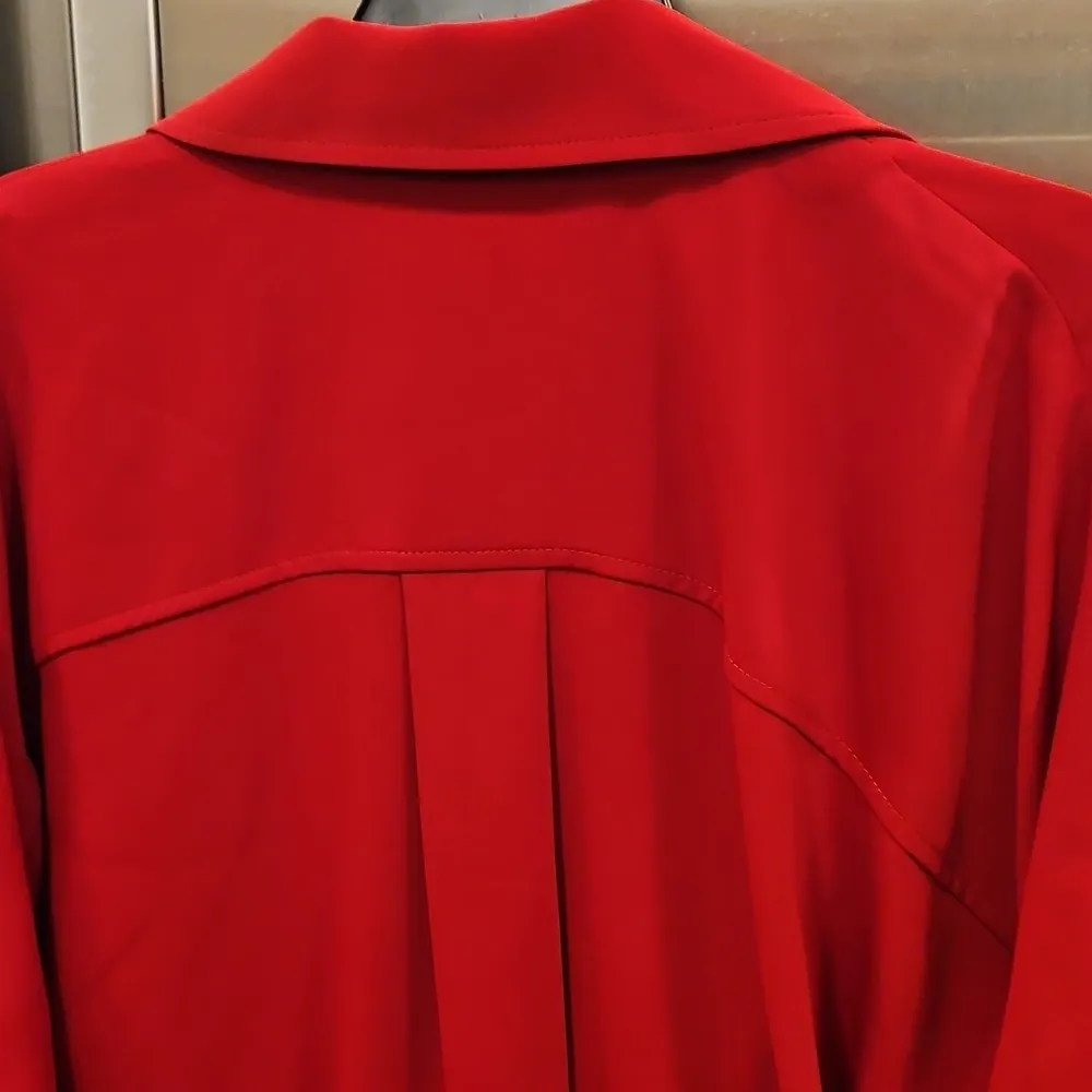 💕TRINA TURK💕 Draped High-Low Concourse Blouse ~ Reina Red Medium NWOT - Image 8