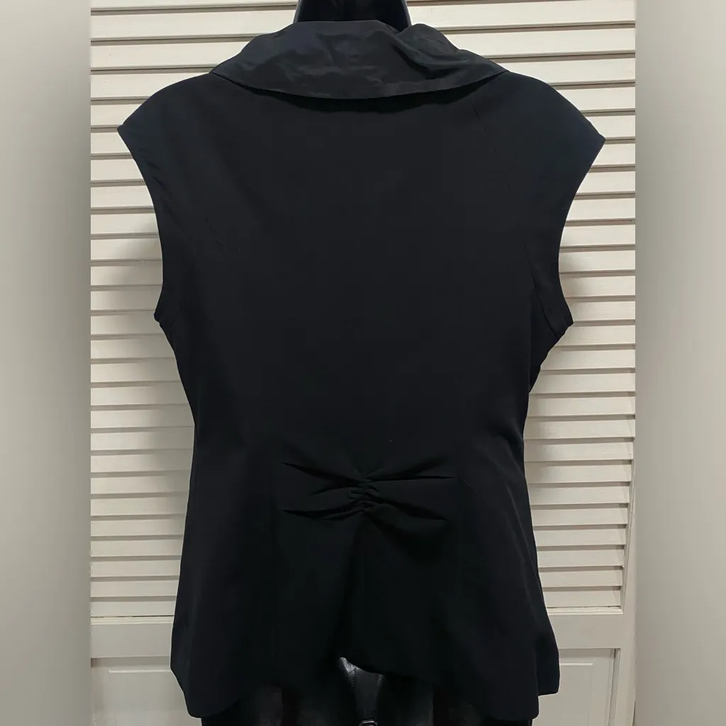 CAbi Tuxedo Vest Silky Ruffled Collar V-Neck 1 Button Cinched Waist‎ Blazer Sz 4 - Image 5
