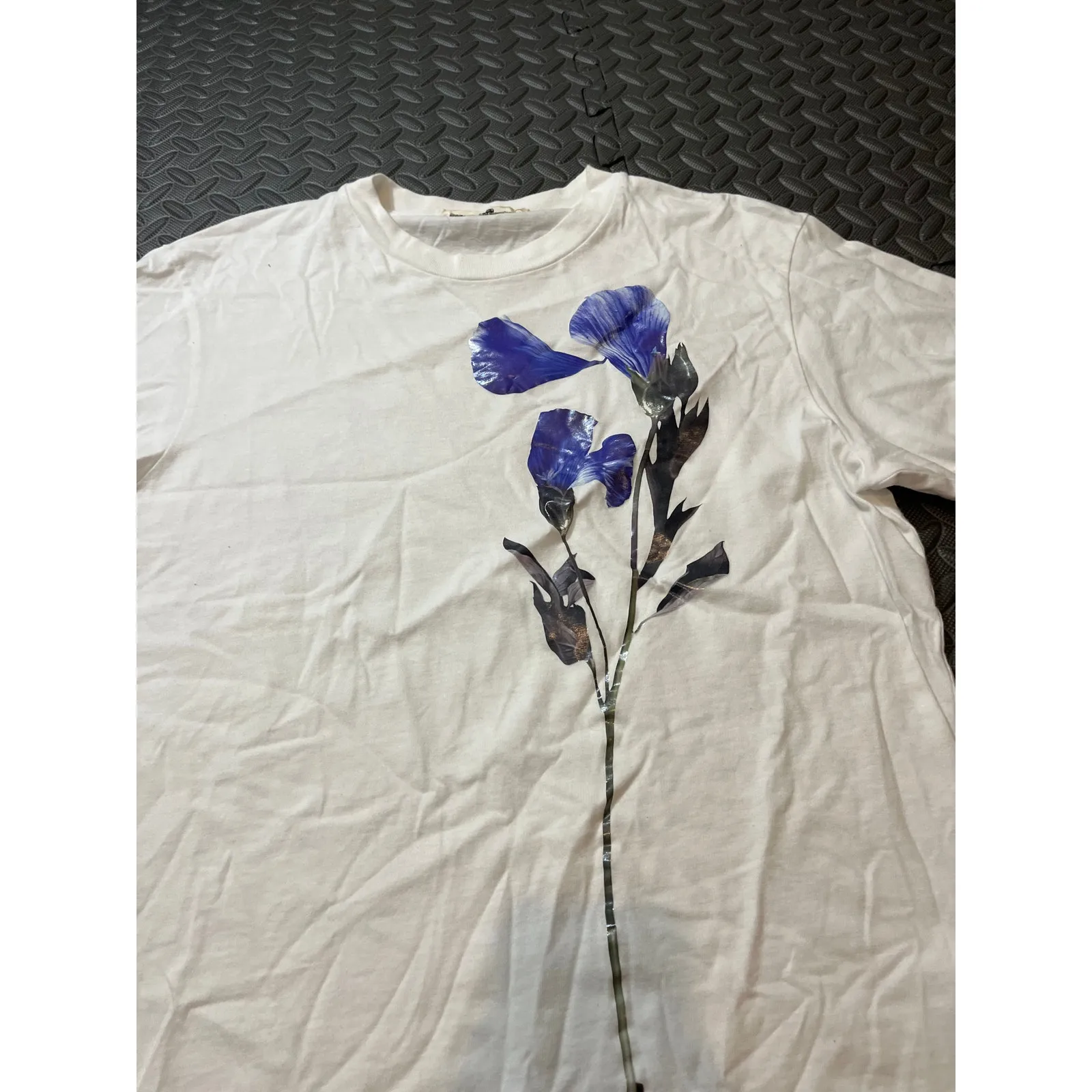 Golden Goose Golden Tee with blue flower print White Shirt Womens Size Large‎ - Image 3