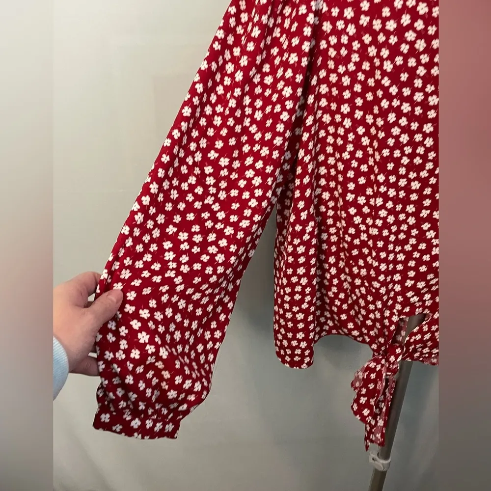 Primark red Floral blouse with front tie‎ size 4 - Image 2