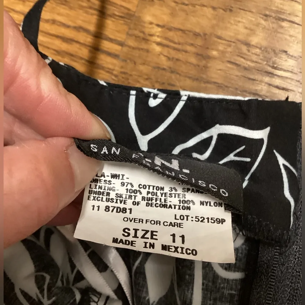 IN San Francisco. Spaghetti strap A-Line dress with crinoline hem line. Size 11 - Image 9