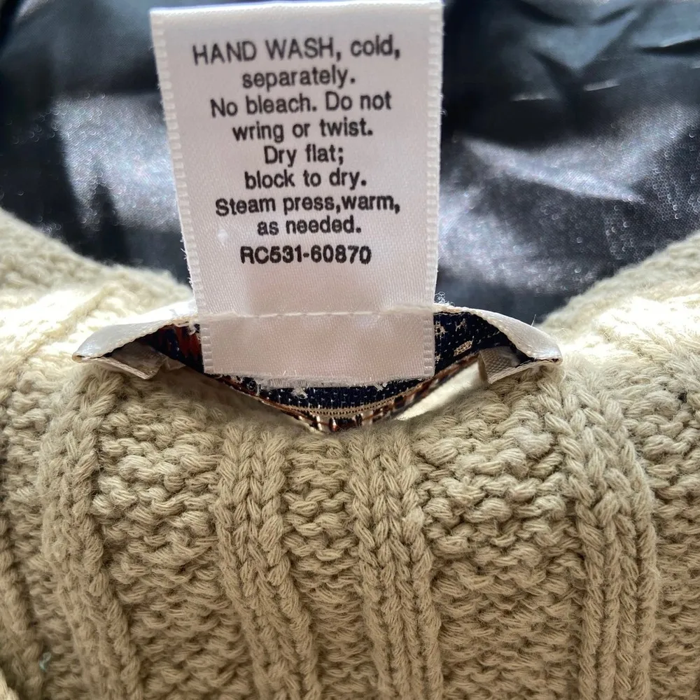 Pendleton Tan Cream Cable Knit V Neck Sweater Shirt Size Large Vintage - Image 9