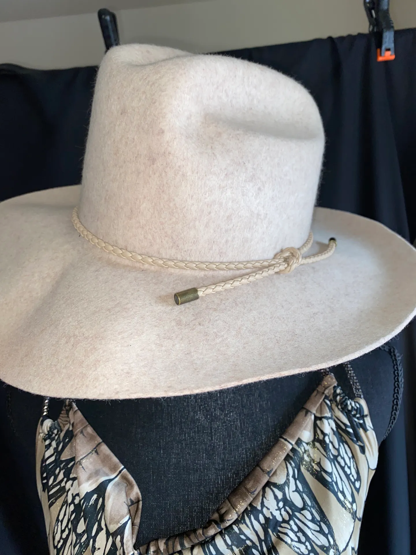 Universal Thread Oatmeal Country Hat - Image 2