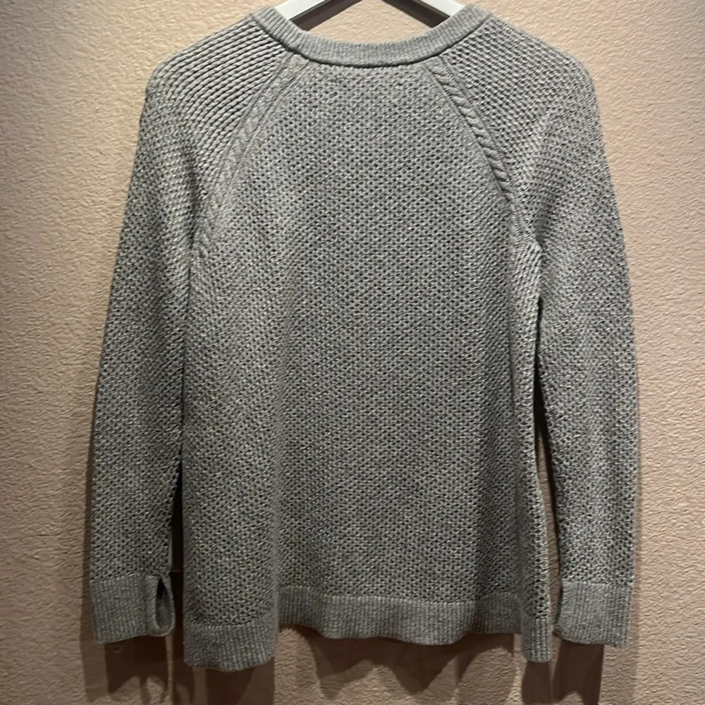 Ann Taylor LOFT Women’s Gray Sweater Size Small - Image 6