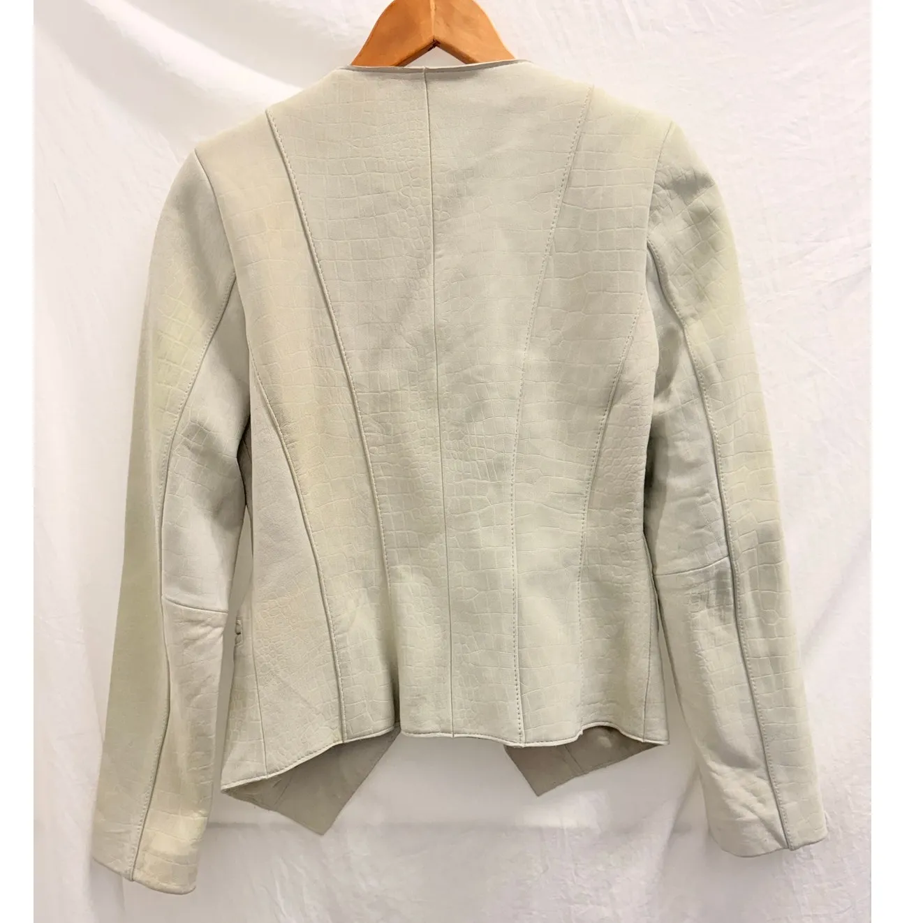 Neiman Marcus Exclusive Jacket Women's Small 100% Lamb Leather Lined Moto Ivory - Image 2