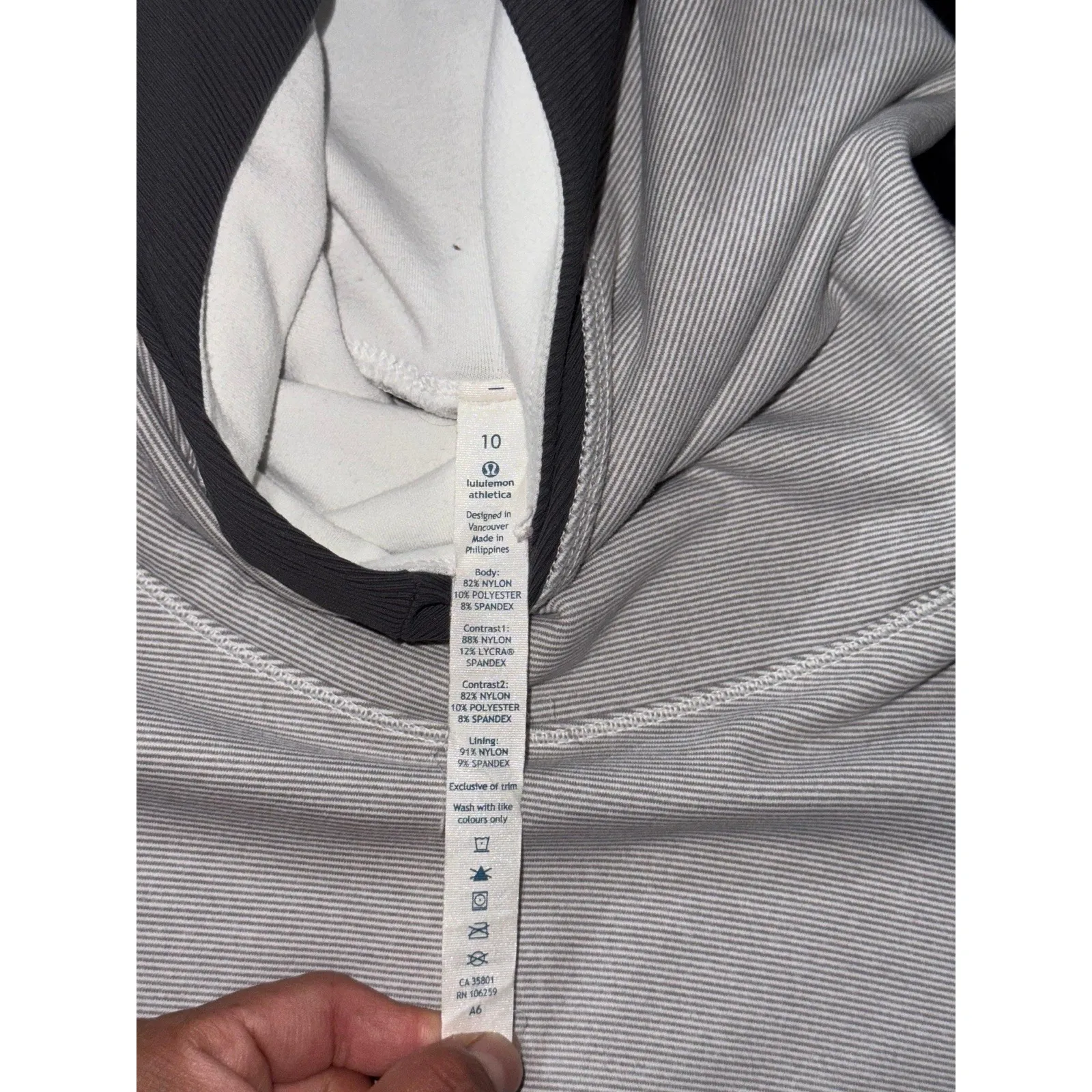 Lululemon Women's Base Runner Hoodie Pullover Gray White Stripe Ponytail Size 10 - Image 5