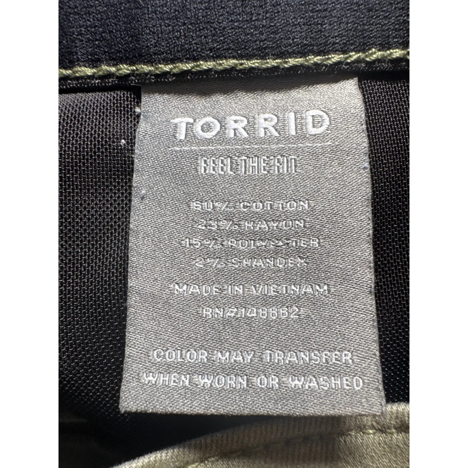 Torrid Crop Bombshell Skinny‎ Jeans Super Soft Stretch Light Olive Size 10 - Image 4