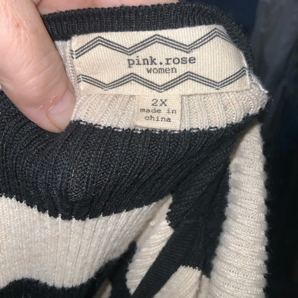 Women’s Pink Rose Black & Cream Broad Stripe 3/4 Sleeve Sweater Dress Size 2X - Image 10