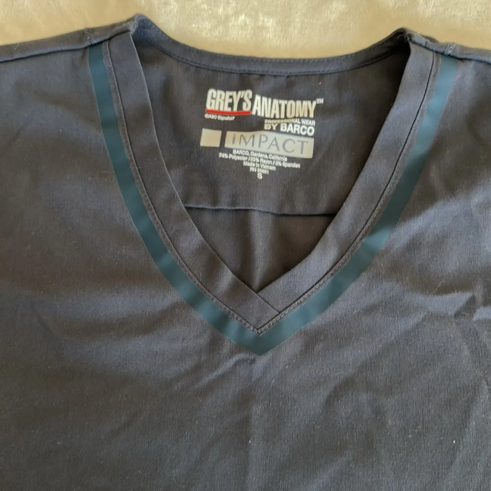 Grey's Anatomy Fitted Scrub top - Image 3