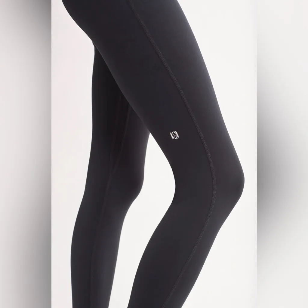 NWT Black Le Ore Crossover Leggings Size Small - Image 6