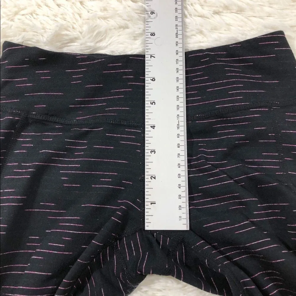 Zella Live In Pink Black Horizontal Stripe Dot Workout Capri Leggings Size XS - Image 4