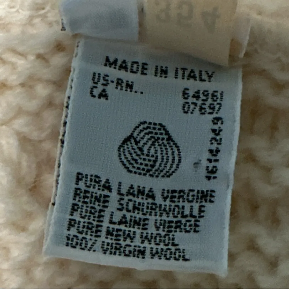 United Colors of Benetton 100 % Virgin Wool Cable-Knit Sweater Women’s M - Image 5